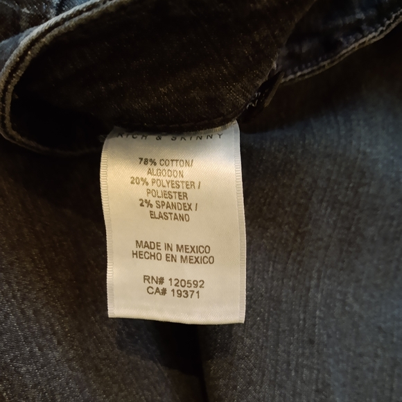 Rich and Skinny size 29 stretch jeans - Picture 3 of 8